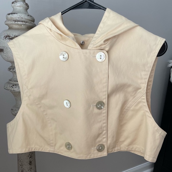 Escada Jackets & Blazers - Rare Escada Beige Double Breasted Cropped Sleeveless Trench Jacket w/ Hood